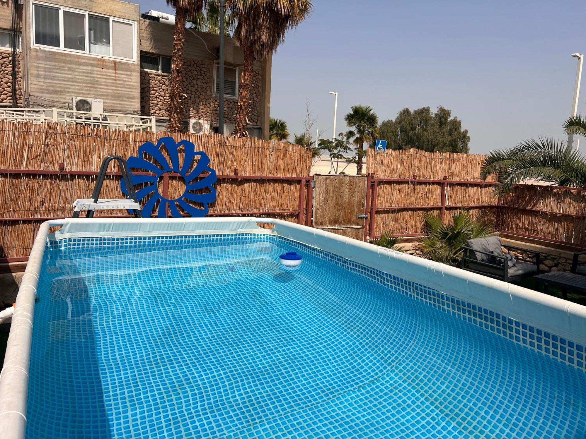 Kingdom Of The Dead Sea Crown Group Collection Apartamento Neve Zohar Exterior foto